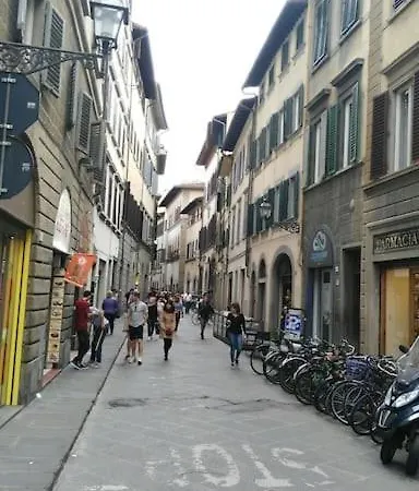 Apartment A Refuge With A Terrace Overlooking The Duomo Florenz
